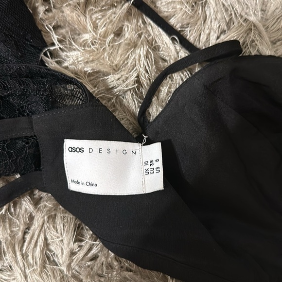 ASOS DESIGN corset detail cold shoulder maxi dress with lace inserts in black - Picture 11 of 11